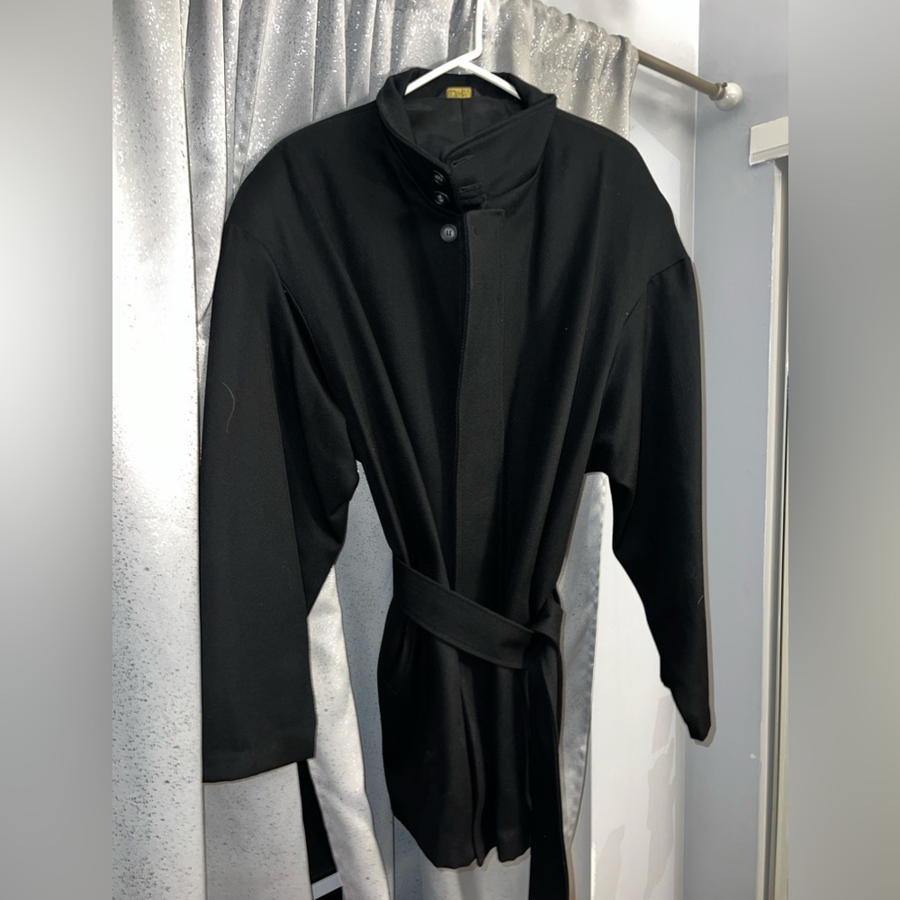 Men’s lightweight Peacoat